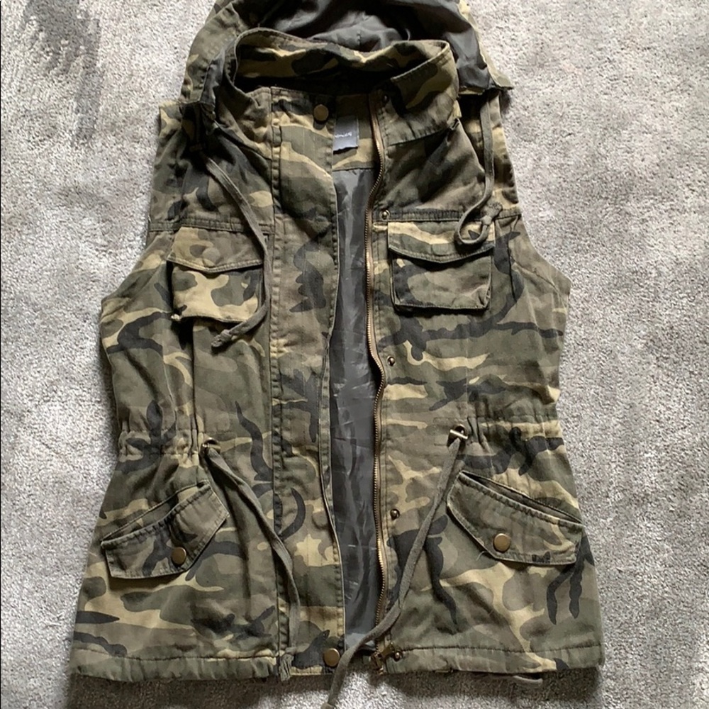 Fashion Camo Utility Vest